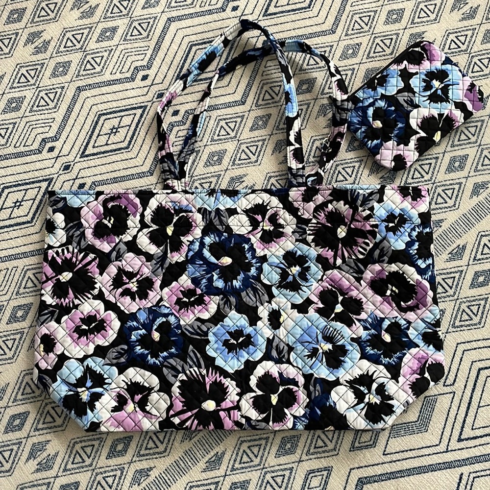 Brand New Vera Bradley tote